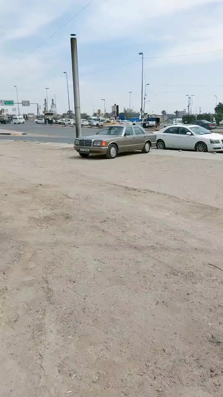 السلام عليكم
اخوان عندي هاي السياره المرسيدس موديل ٩٠ بااسمي هزه سنويه جديد غرفه جديده مصبوغه عام خشنه ينرادلها بولش طخم تاير صدر تبريد مكينه كله جديد بيها محرك في في تي ٣٠٠٠ اريد اراوس بجيب ١١ او ١٢ وانطي فرق نقد كلشي حسب الرغبه والمعاينه واسف للاطاله مكاني بغداد البلديات ***********
