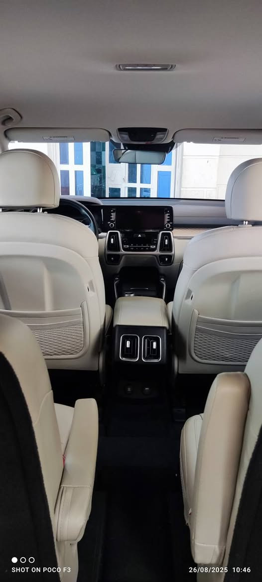 كيا سورينتو موديل 2023 هايبرد ماشية 18 ألف حقيقي
تمشيك 1000 كم على تفويلة البنزين
السيارة مرقمة بغداد
رقم وسنوية كله جديد وتحويل مباشر

السيارة وارد امريكي تصليح درجة أولى وبمواد أصلية

المواصفات 

ناقل حركة أوتوماتيك

تشغيل بصمة + تشغيل عن بعد

فتح الصندوق كهربائي ذكي

أريل نفكيتر

حساسات أمامية وخلفية

لايت 4 عدسات LED + كشافات + Back light LED

دخول بصمة ذكي

ويل كب 19

إشارات بالمرايا الجانبية + مرايا قابلة للطي كهرباء

ماسحة خلفية + حساس مطر + كشاف ضباب

ايرباك راجعة سستم شركة 

ABS

دشبول شاشة ديجيتال + شاشة Apple CarPlay

كاميرا خلفية

الإنارة الداخلية LED

مقود جلد حياكة

مثبت سرعة + تحديد مسار

قيادة ذاتية + رادار

المودات والأوامر الصوتية + Bluetooth / Type-C

شاحن هاتف Wireless + منفذ طاقة

فحص نظام السيارة

كراسي VIP جلد لون أوف وايت فول كهرباء، حركة المقاعد الأمامية والخلفية كهرباء

تبريد شاشة لمس مناخين منفصلين + تبريد ثلج

أوضاع قيادة: عادي، سبورت، أوتو، ذكي

نظام مانع انزلاق ونظام نزول المنحدرات

الضرر

حادث ربع جامرلغ باليمنة وتم تبديل بنيد
مرقمة بغداد، سنوية كاملة، الهزة كلها جديدة

الــســعــر 🟥 :: 230

رقم صـــاحب السيارة: ***********
