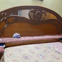 سرير • صاچ • قابل تفاوض