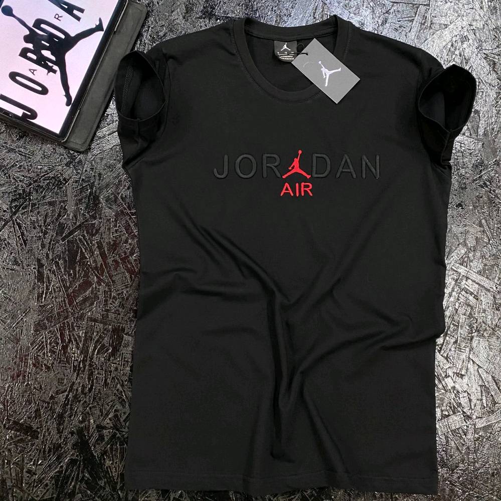 متوفر تيشيرت شبابي تركي قطني حلقة خامة ممتازة متوفر قياس S/M/L/XL/XXL سعر القطعة 15 الف متوفر توصيل لكل العراق ب 5 الف للتواصل ***********