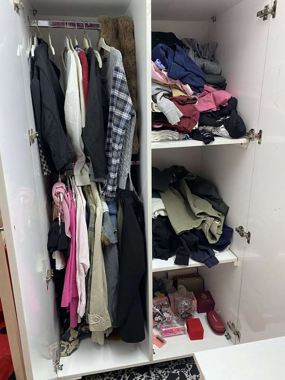 تخم كورنر للبيع السعر 100 الف زوليه 2*3 تركيه السعر 50 الف كنتور بابين جديد شغل درجه اولى السعر 100 للاتصال ***********
