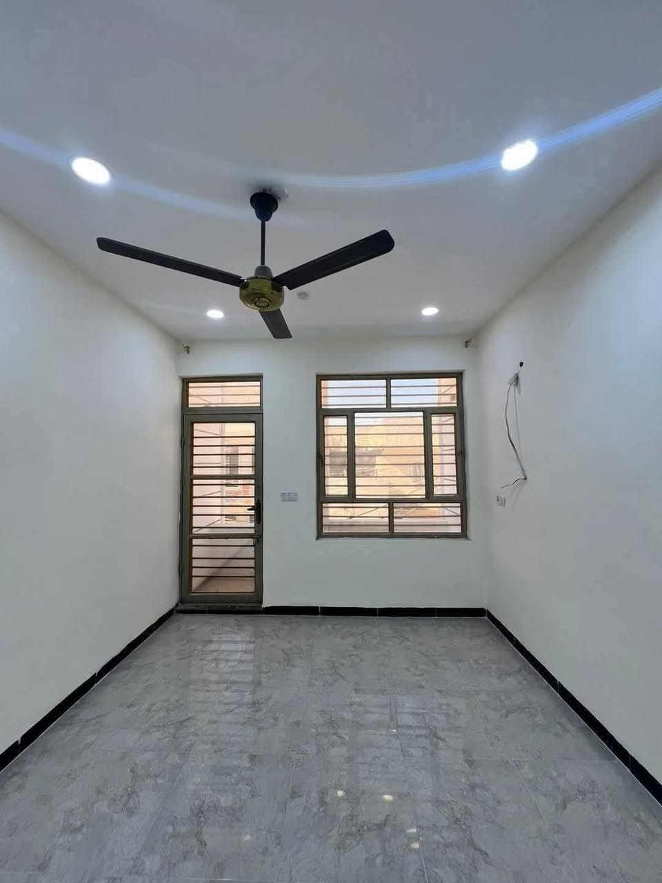 أنسب دار 75 متر مع الاثاث اخو الجديد 🏡

دار 75 م  للببع يباع مع الاثاث السعر مناسب جدا

يحتوي على 3 غرف نوم وصحيات 2

قرب شارع 60  موقع ممتاز

حي الجهاد ديوان المخابرات

للاستفسار *********** ☎️ اتصال & واتساب
