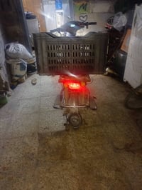 موتور للبيع شحن كهرباء كامله سعر الخاص بطاريات على الفحص 07804323965