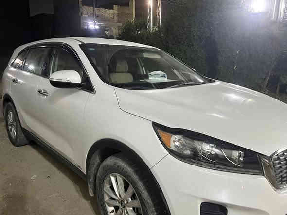 سورنتو 2020 أمريكيه رقم بغداد
مواصفاتها شاشه كامره دواره فور ويل 4تحكمات اشاير بالمري واللد الضوئي وتدفئه بالكشنات محرك 2400  السياره ماشيه 50حقيقي جديده بمعنى الكلمه ضررها(البنيد فقط الباقي كفاله عامه)للاستفسار 
***********
 ***********موجود ع واتساب
