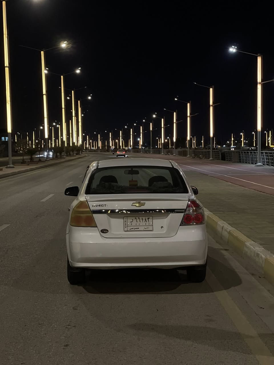 السلام عليكم شباب 

افيو 2011 وارد لون أبيض ضررها الجاملغ الأيمن فقط
السعر 65 والشراي بي خير ويدلل السياره نضيفه تخم تاير جديد باتري جديد بيه ملاحظات بسيطه
مكان السياره الرمادي / التاميم
 للأستفسار (***********)
