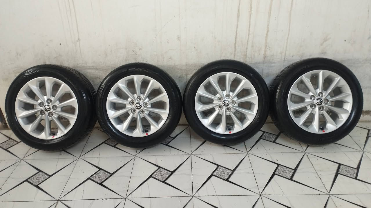 اسلام عليكم رخيص بلش سعر 475 الف واصل وجب جديد طخم عدد 4 ويل تايرات كورلا LE محسن موديل 2022حجم 16 شريكة أصلي كندي وارد امريكي لا كسر لا لحيم لا تصلح لا صباغ  شرط الفحص طخم طايرات نضيف   قياس 205/55/16سعر 475 الف عنوان كركوك قادسي أو لا يم نادي سولاف رقم موبايل اسيا بي واتساب *********** ***********
