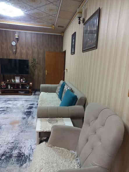 على شارع 20 و حدیقه
#دار #للبيع  🏠  دار طابقین درج   داخلی نضيف وموقع ممیز  💯  
#نوع_الملك :-  طابو ملك صرف
#المساحة :-  200 متر  
#واجه :   10 متر 
#نوع #العقار :-  باسم شخص واحد 
#الموقع :-  كركوك _حي الأسرى والمفقودین خلف  دائرة الكهرباء 
#السعر :- 185 مع مجال
#للأستفسار الأتصال على الارقام التالية :-

📞*********** بی واتساب
أو مراسلتنا عبر { ــــ واتساب ــــ 
او مراجعة مكتب القاسمي للعقار فرع2 عنوان المكتب حي العسكري قرب جامع المعراج
