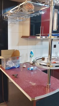 كاونتر خشب • ٨ امتار • سنك طباخ