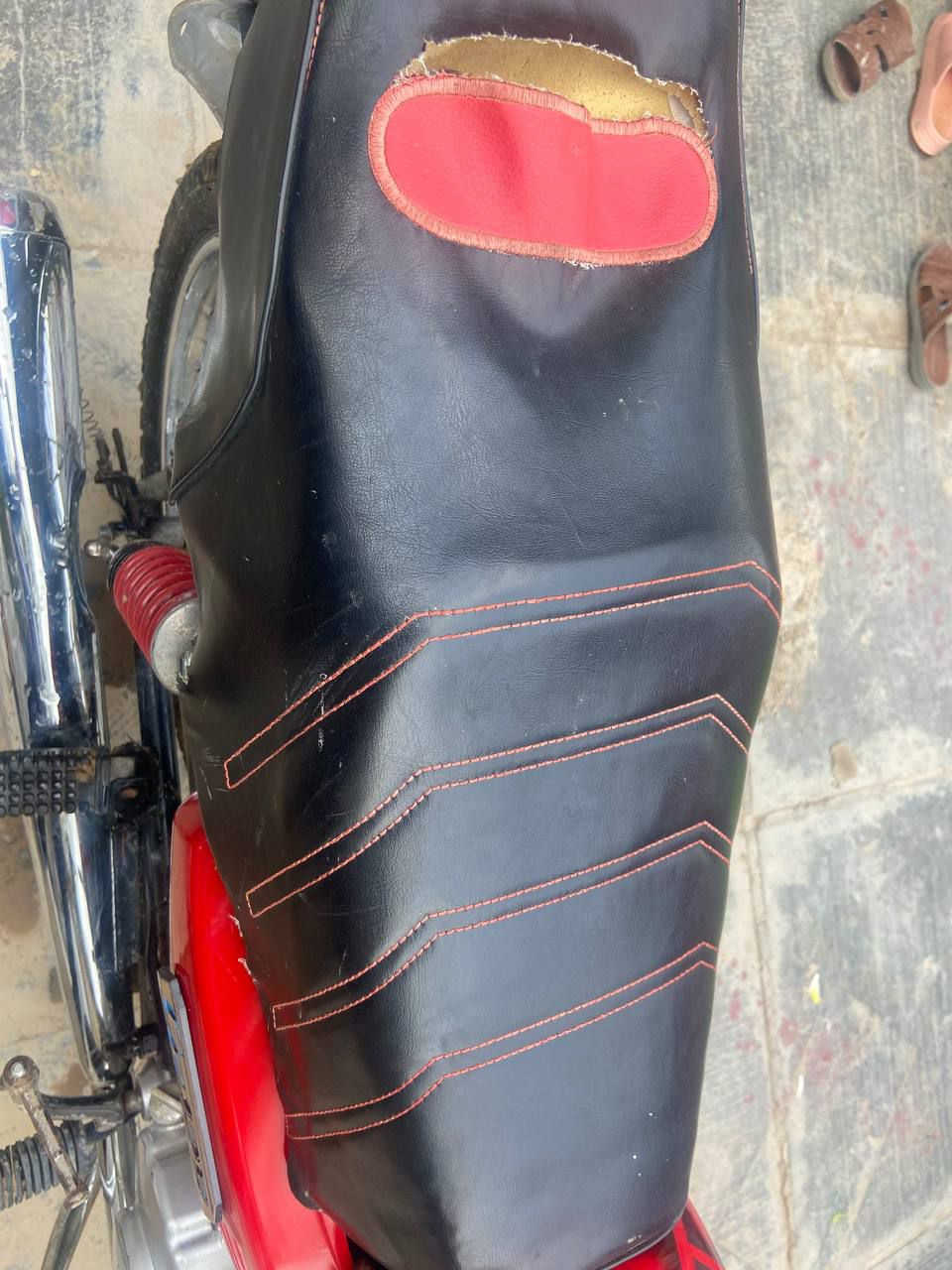 سلام عليكم غراض شلعه للبيع كشن والسوبايه ايراني مكفولات وكفرات ماكس بيهن كسر وصالصنه وترايش مكفولات السعر 40 الي يريدهن يجي خاص


**إذا كنت صاحب هذا الإعلان وتريد حذفه لأي سبب، رجاءا أرسل رسالة إلى الدعم الفني**