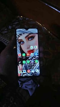 ريدمي نوت 8 برو ذاكرة 128 رام 8  مال بيت نظيف ما مبدل شي  سعر 100  075...