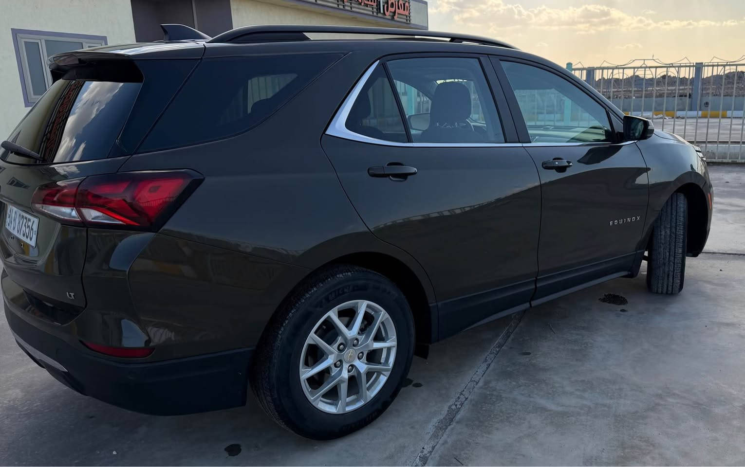 شفرليت كوينكس 2023 فول موصفات اعلئ فئه
حادثه فقط الجاملغ الايسر بدون دواخل سياره جاهزه من كلشي ما نقصه شي رقم بصره جديد سنويه جديده  ماشيه km135 سعر 166$ وبيه مجال 
الاستفسار // *********** البصرة, العراق
