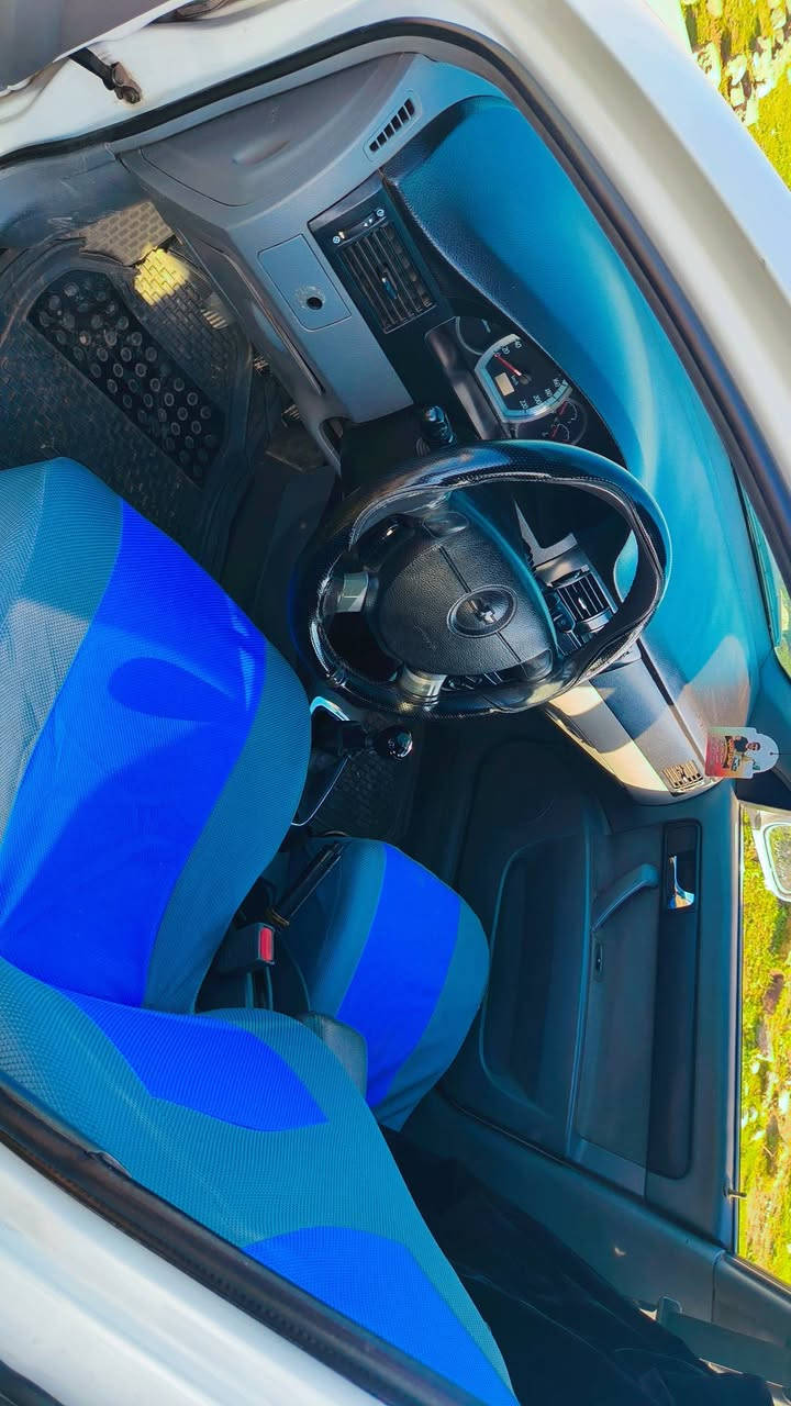 سیاره شوفليت موديل 2011 2 قدعه بي داخل 3 جي سارده هيه ***********
