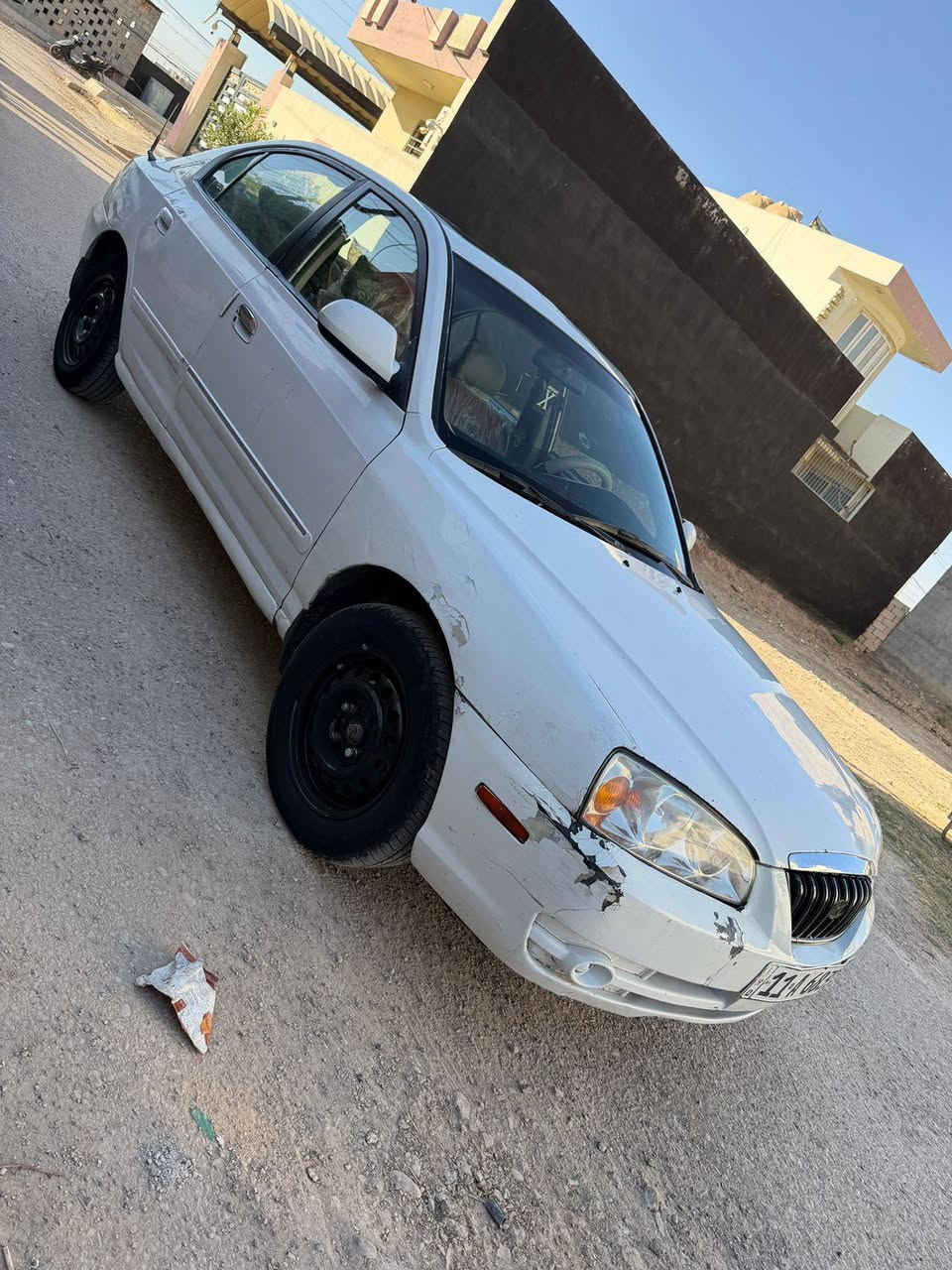 النترا 2004 وارد امريكي محرك 2000 
بيهه عته بالكير من نمره 2الى 3 بس 
وبيهه منظومه غاز  فتحه مثبت سرعه تخم تاير دوشمه جديده السياره مصبوغه عام الضرر باب مبدل بلادي سنويه ل 27 تحويل ثاني يوم السعر 71 وبيها مجال
‏‪***********‬‏
