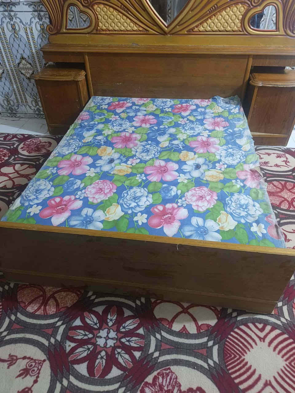 السلام عليكم عندي جربايه هي وتاجها للبيع مكان شاميه السعر خاص اللي يريدها موجود خاص


**إذا كنت صاحب هذا الإعلان وتريد حذفه لأي سبب، رجاءا أرسل رسالة إلى الدعم الفني**