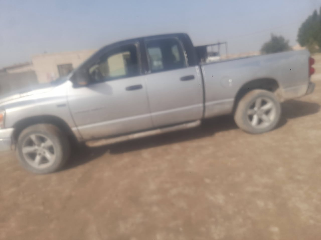 سلام عليكم سياره رام البيع موديل 2010 رقم مثنه سعر 75وبيه مجال التصال ***********
