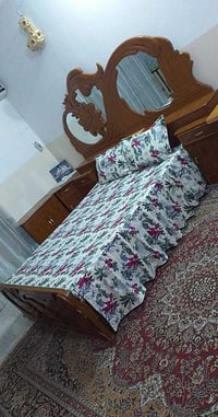 سرير • تفصيل حسب الطلب • خياطة مرتبة