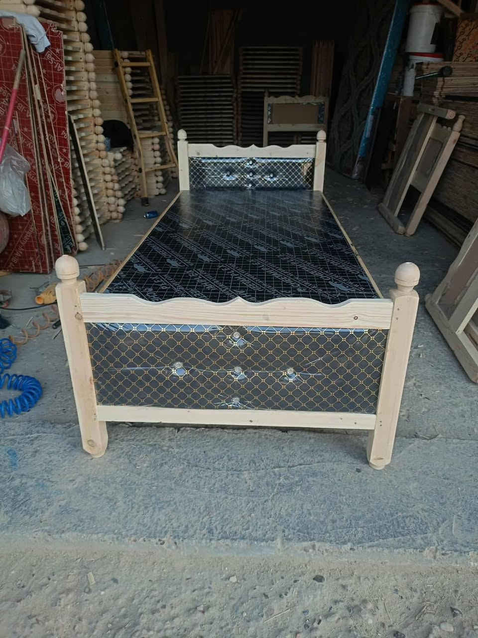 🌺 متابعين مجمع اكرم النصراوي 🌺
تم وصول. وجبه جديده جرابي خشب
دوشمه درجه. اولى. شغل نجاره.  تزكام
ضمان 5 سنوات 
بأسعار الجمله.  
سعر فقط(55,000) متوفر  خدمه توصيل. 🚚 
عنوان طويريج حي العسكري قرب شارع تفاحه. 
***********
