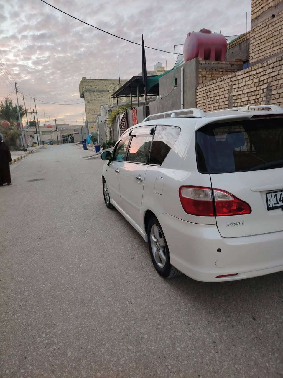 ابسم كرستال صدفي ٢٠٠٤ رقم بصره السياره فول مواصفات تحكم ستيرن جهتين كامرا اماميه وخلفيه حساسات السياره مكفوله عيب شرعي واصوليات والضربه 
مكاني ذي قار
اتصال فقط
***********
السعر ١٣٥
