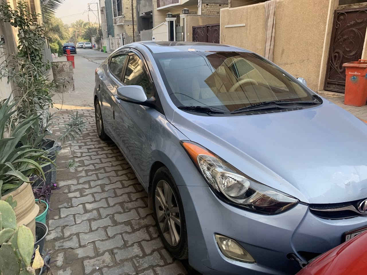 السلام عليكم النترا 2013 لمتدد 1\1 سياره خير من الله
بصمه تشغيل 
كشنات جلد + تدفئه
بصمه صندوك
فتحه سقف
كير ومحرك خير من الله 
تبريد ثلج 
سياره احلى من الصور
***********
الأتصال
