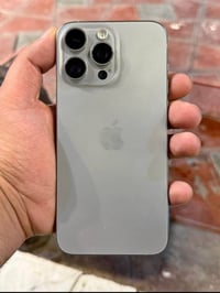 آيفون ١٥ برو ماكس • ٢٥٦ • الدورة