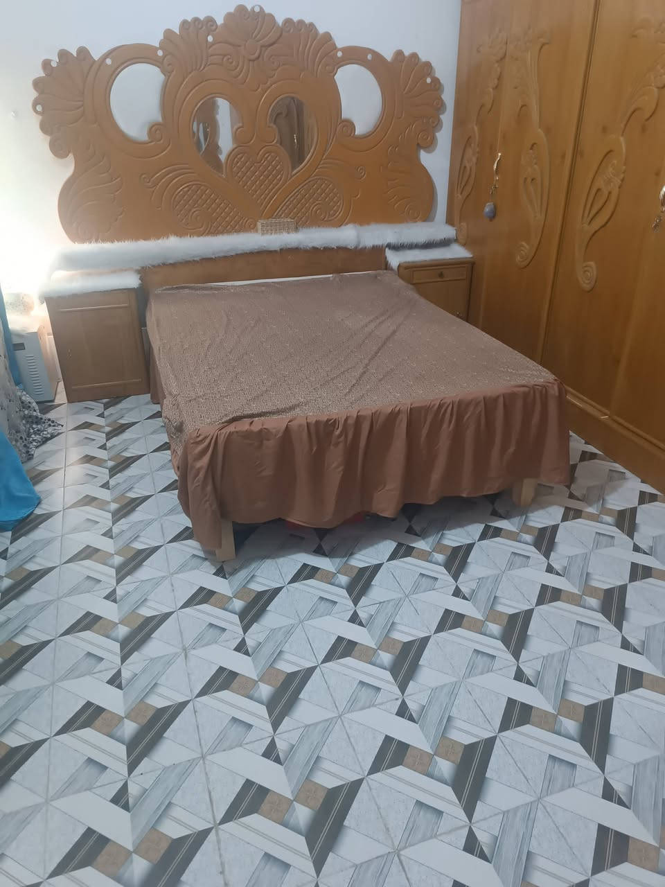 بيت طابو زراعي نزلت معارض بناء جديد مستعجلين ع بيع لغرض السفر تريد مع الاثاث او وحده اتصال ع رقم ‏‪***********‬‏ مكلف بنشر
