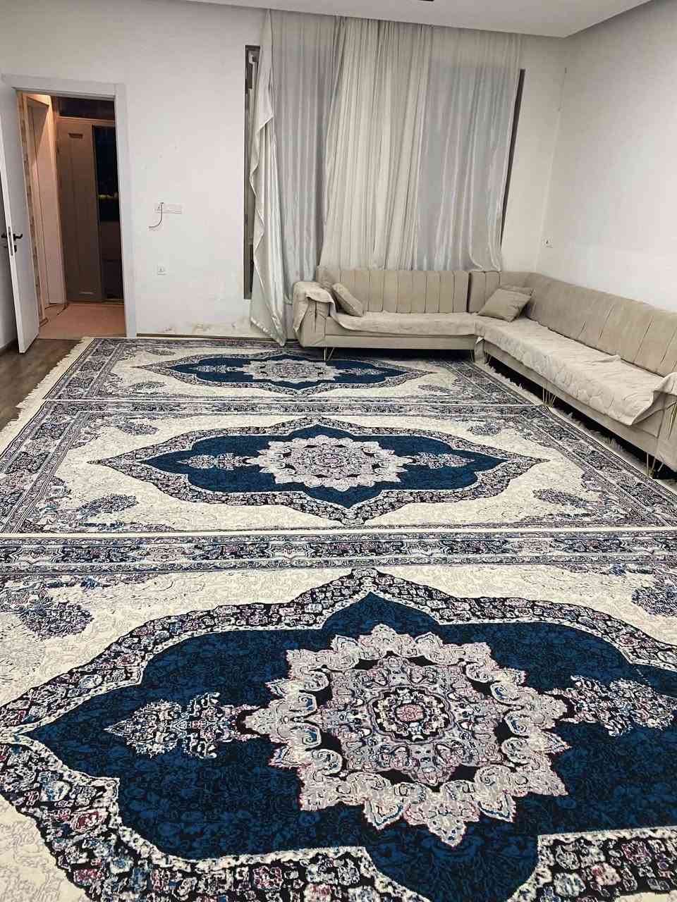 بۆ فرۆشتن
تاقمێك ئێڵی جوان وبێكێشەوسەرقەنەفەكان وفەرشەكان
سلێمانی


**إذا كنت صاحب هذا الإعلان وتريد حذفه لأي سبب، رجاءا أرسل رسالة إلى الدعم الفني**
