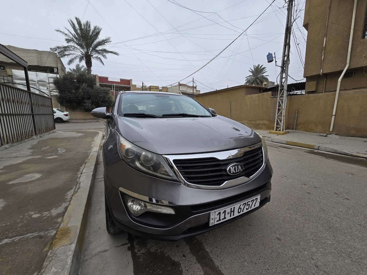 كيا سبورتج موديل ٢٠١٣ رقم بغداد دولي رقم سنويه جديد تحويل مباشر محرك ٢٤٠٠ دووش دووش فوول تحكمات نظام تقليل صرف وقود حاكيه بلوتوث محرك كير صدر تبريد جديد بيه مكانات صبغ بسيطه بدون معجون بدون دواخل بدون ايرباك ليبل واحد السياره جاهزه السعر 112  الاتصال ***********
