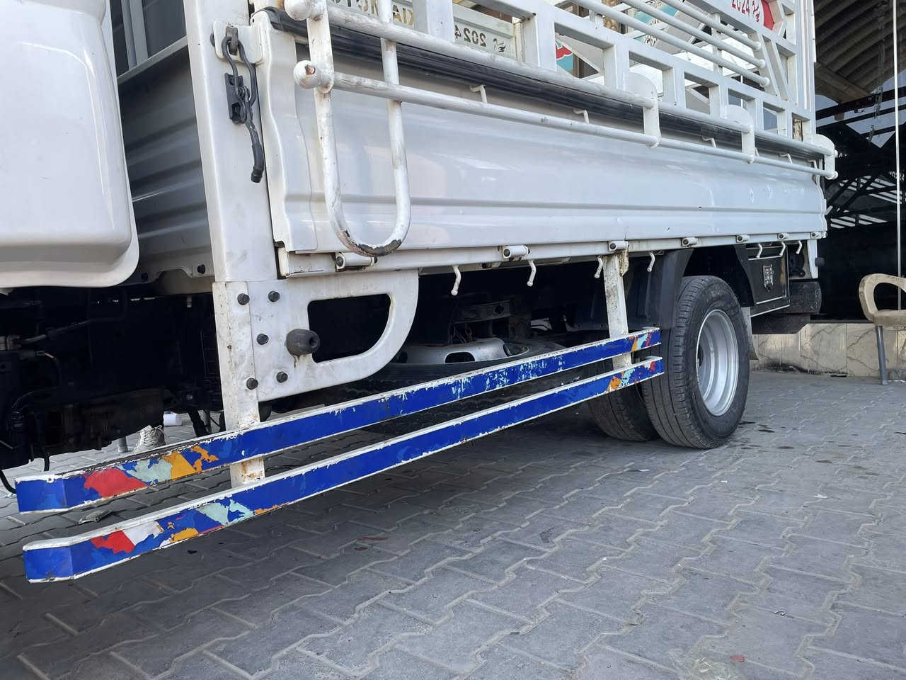 السلام عليكم محجر للبيع مال ثائر صويره شغل مرتب ويا دعامية خلفية وسبايدرات مكاني نجف ***********
