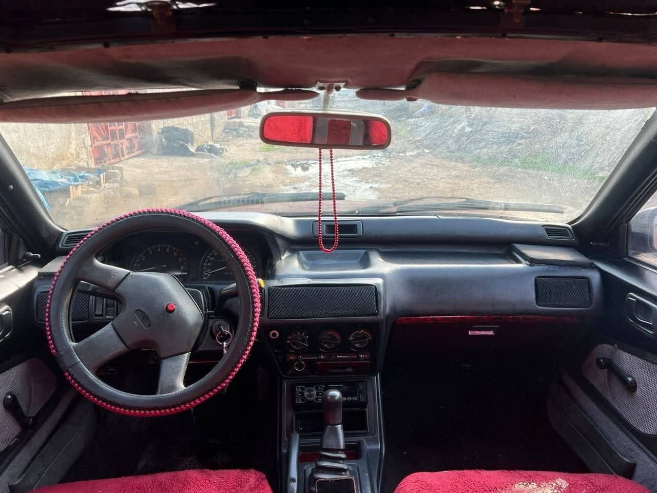 السلام عليكم 
#للبيع مستعجل ،  سيارة متسوبوشي گلانت موديل ٩٢ ، رقم نينوى الماني شرط التحويل والوكالة ،  گير ومحرك شرط ، گشرها شوف العين  ،  سنوية لـ ٢٠٢٨  ،  كهربائيات كاملة ،  السعر ٢٥ وبيها مجال 
للاتصال: 
كورك:  *********** 
اسيا: ***********
او مراسلة على الواتس اب
