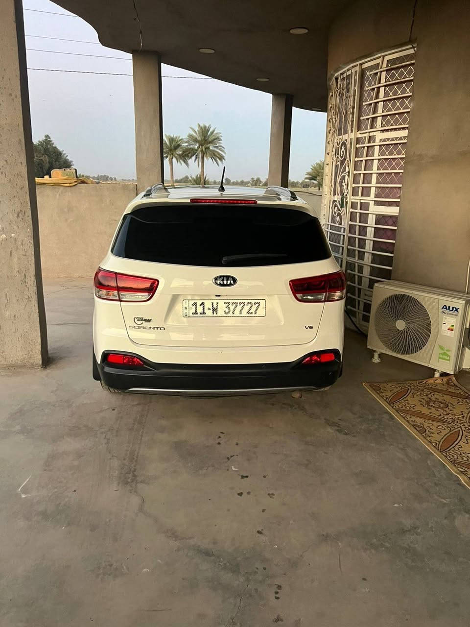 سورنتو موديل 2018 فول الخير 
خليجي السعر 188وبيه مجال 
***********
