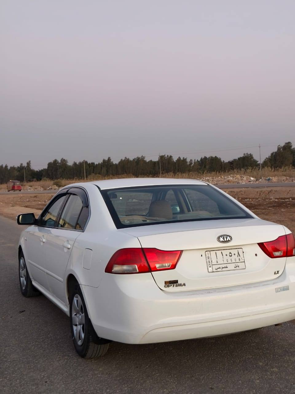 سلام عليكم كيه اوبتيما للبيع 2009 خليجي مكينه 2000 مامفتوحة رقم بابل مشروع وطني كفالة عامه ماعده شبر بل هلال مكينه كير حدادية كله جديد السونار مرفق بل منشور السعر 119 وبيه مجال مكان السياره بابل الشوملي رقم الهاتف ***********.. ***********
