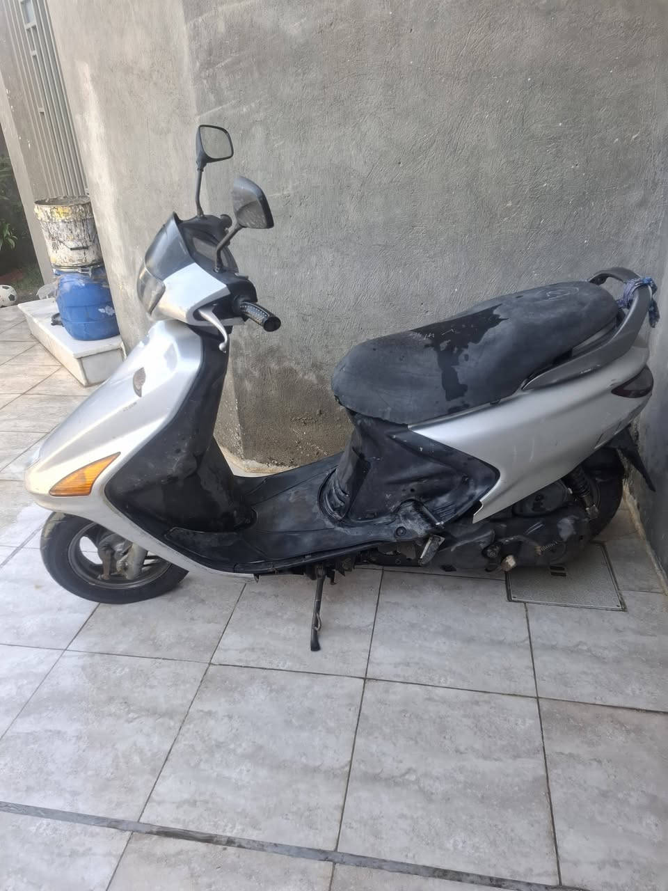 السلام عليكم دراجه للبيع 
اتصل ***********
