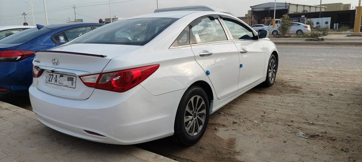 سوناتا خليجي 2013 رقم ذي قار الدولي. محرك 2000 دوش
مكفوله من الضربة والصبغ والتبديل عدا ربع الهلال الايسر صبغ قليل ماشر عليه بالصورة

محرك 2000 دوش كير 6 نمر تحكمات بالاستيرن

شاشه كامرا خلفيه دواره اشارة بالمرءاة مراية شفط دواخل لونين تبريد قطعتين بلوجكتر يدات نيكل ويل كب لايت زنزن اصفر وثلجي. 

جاهز گير ومكينة وحدادية وتبريد وتايرات

مكاني ذي قار قظاء الشطرة. ***********
