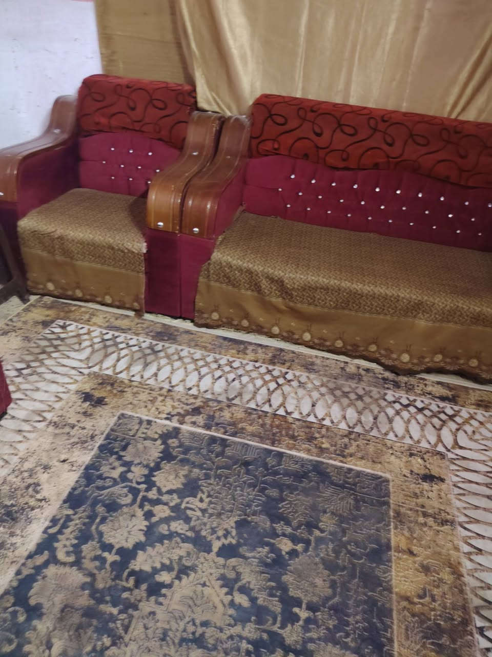 نص تخم 3 قطع 5 مقاعد السعر 100
العنوان ديوانية


**إذا كنت صاحب هذا الإعلان وتريد حذفه لأي سبب، رجاءا أرسل رسالة إلى الدعم الفني**