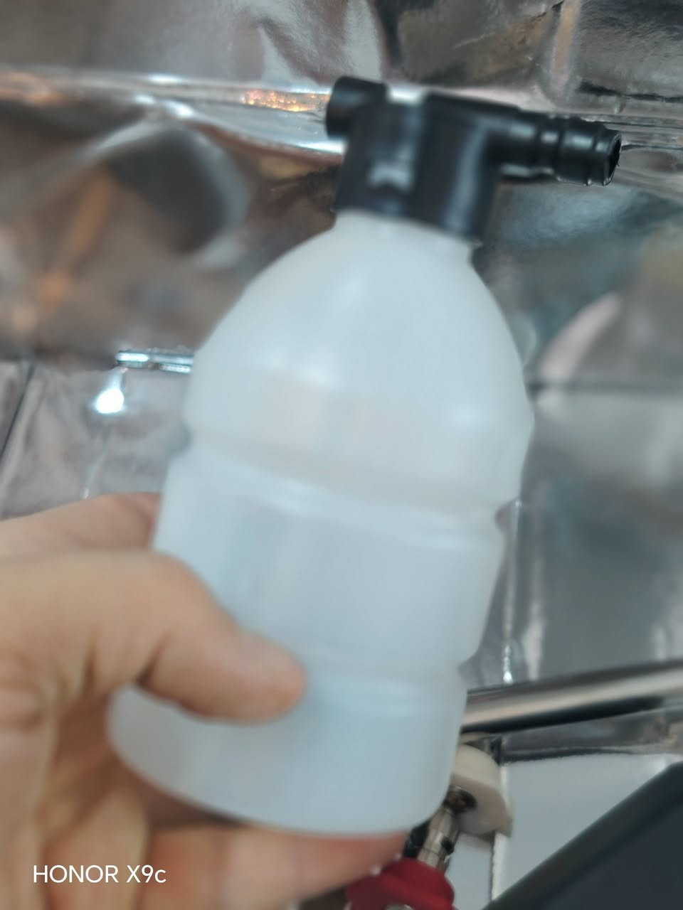 فارة غسل ‏EAFC‏ عالي الضغط 500 وات 60 بار  شحن
بطارية ليثيوم غسيل السيارات وكافة اعمال التنظيف العميق
السعر عل الخاص حبيبي


**إذا كنت صاحب هذا الإعلان وتريد حذفه لأي سبب، رجاءا أرسل رسالة إلى الدعم الفني**