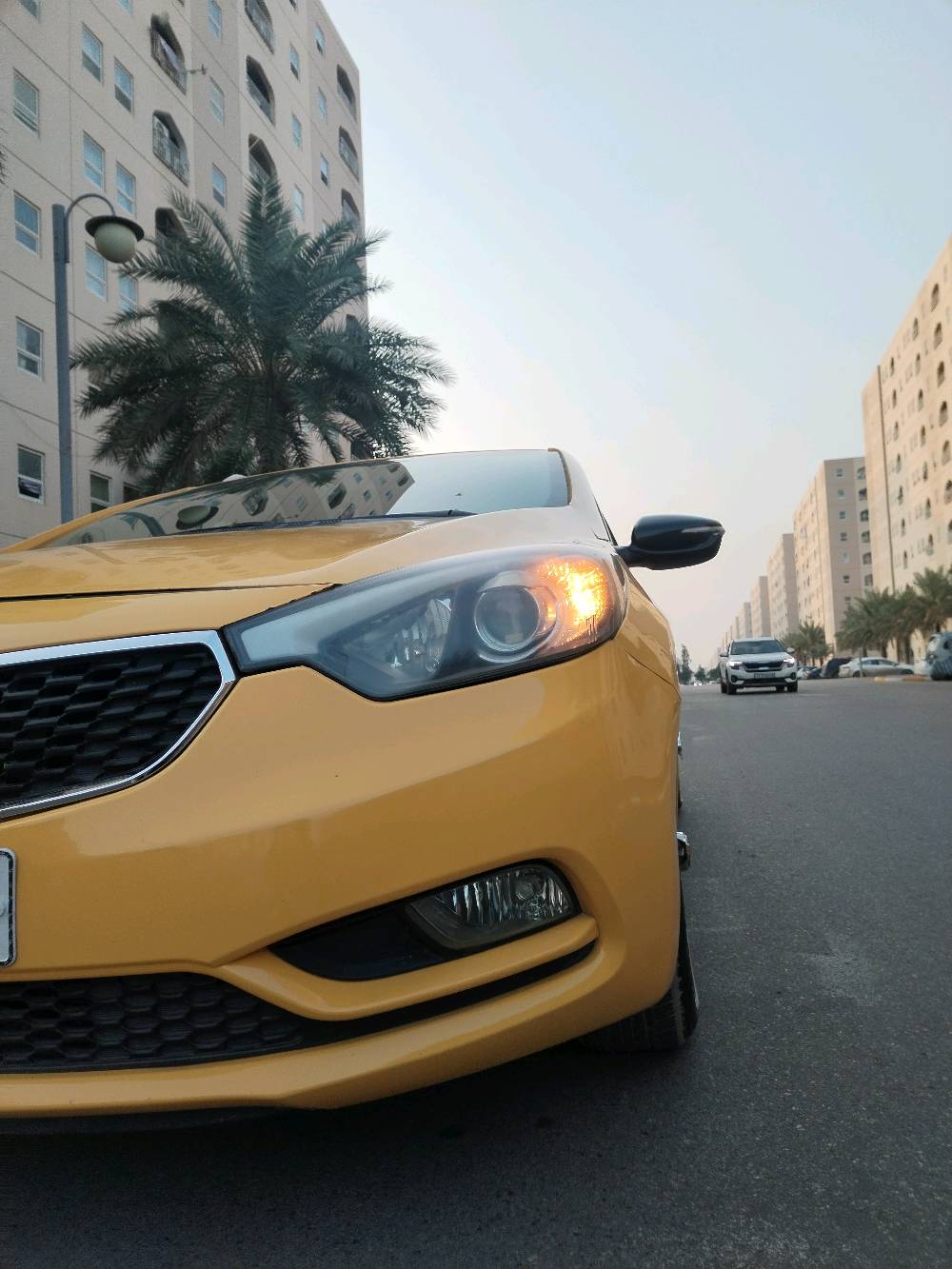 🚗 كيا فورتي 2015 - وارد أمريكي (للبيع أو المراوس) 🚗
​
​المحرك (المكينة. 1800)

​(الكيرAT)

(حادثه جاملغ الايسر الامامي+ تبديل البنيد) 

​المنشأ: وارد أمريكي (السيارة ملامحها نظيفة وجاهزة).
​✅ المحرك جديد: 
​✅ الحدادة والكهربائيات: مكفولة وشغالة 100%.
​✅ التبريد: شغال وممتاز 
​
(دوشمه+طخم تاير جديد). 

<ڪامره>. 
​
💰 السعر المطلوب: 113 ورقة (شدة و13 ورقة).
🤝 المجال: السعر بيه مجال بسيط .. 
🔄 المراوس: أرغب بالمراوس مع فورتي موديل 2019 أو 2020 (حصراً) مع دفع الفرق.
​للتواصل والاستفسار:
📞 رقم الهاتف: [***********]
📍 المكان: [بغداد]
