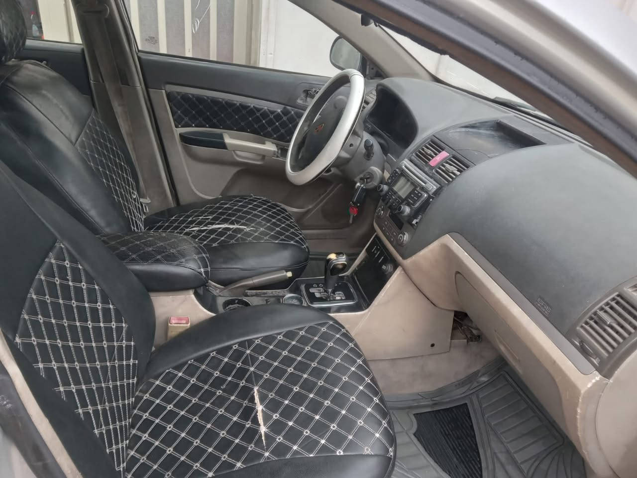 سياره كراند سعره ٥٠ ورقه محركه ياباني بيه مجال اتصال***********
