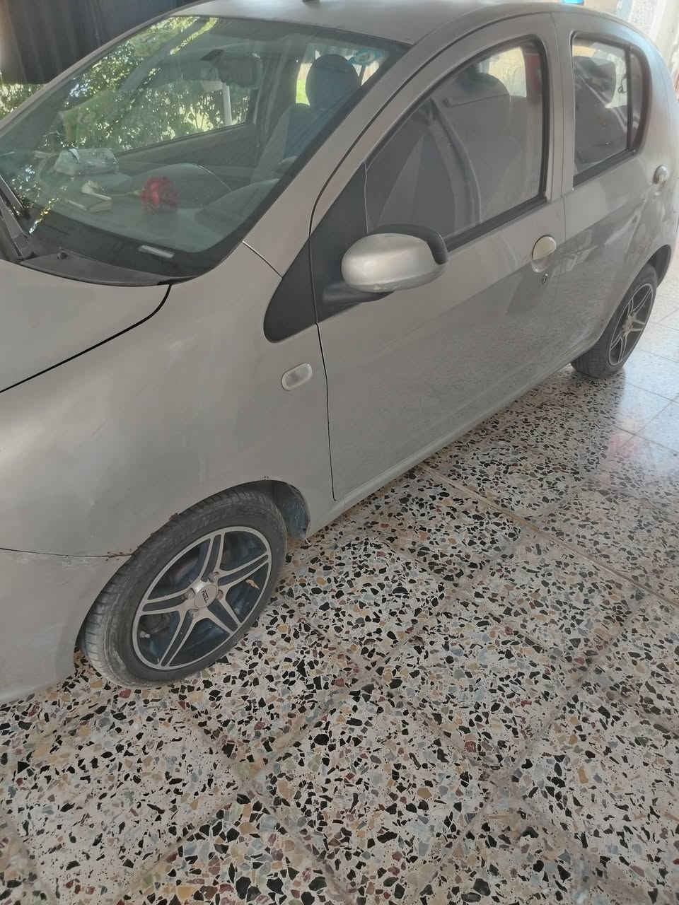 سلام عليكم
جيلي باندا ٢٠١٢
جاهزه من كلشي صدر تايرات تبريد سنتر لوك
تحكم مري جانبي
تحكم لايت يصعد وينزل
 حماوه انسه هزه سياره باسمي ثاني يوم تحويل
السعر ٤٦ وبيهه مجال
مكان السياره بغداد
***********  بيه واتس اب
