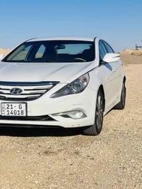 سوناته 2013 شكل ال 14 سياره كفاله بيه ملاحضات بسيطه السعر 145 وبيه مجا...