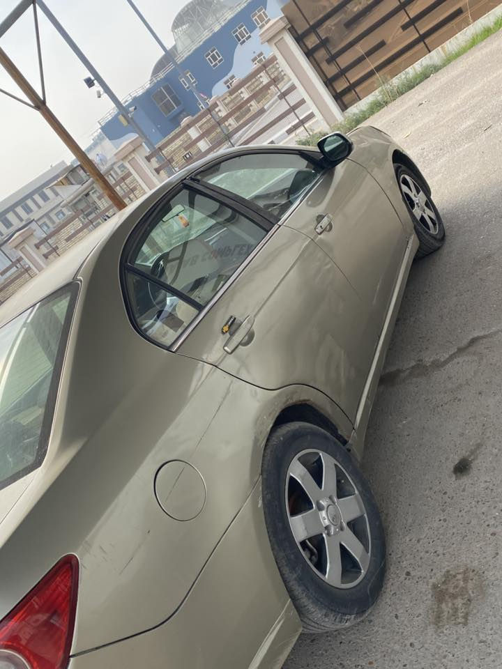 السلام عليكم شوفر ابيكا 2008للبيع او مراوس رقم بصره مكانها بغداد باسمي   السياره جاهزة فقط محتاجه تبريد فريز  
السعر 55
*********** فقط واتساب
