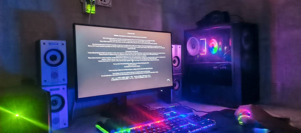 السلام عليكم 
تجميعة اخترافية كيمنك للبيع مواصفات 
Rtx 2070 super 8gb 
R5 5500  المعالج 
Ram 16 gb ddr4 2 pieces
Mother board B540 pro max II
Hard ssd 1512gbyte m. 2 تيرا ونص ٣
Power supply 600watt 
Case (fantech) 4 fan 
Cpu Coller (sama) rgb 
كيبورد ضوئي كيمنك اصلي وزن ثقيل blue led
ماوس ضوئي rgb متغير مع الكيس كيمنك 
Forza horizon 6 +60fps uhd.
Fortnite +200fps 
E football + 80 fps 
Euro truck simulator 2 180fps 
Rouket leg + 370fps 
Pubg mobile 120 fos 
السعر: 950 الف قفل 

للتواصل خااص واتس اب 
***********
