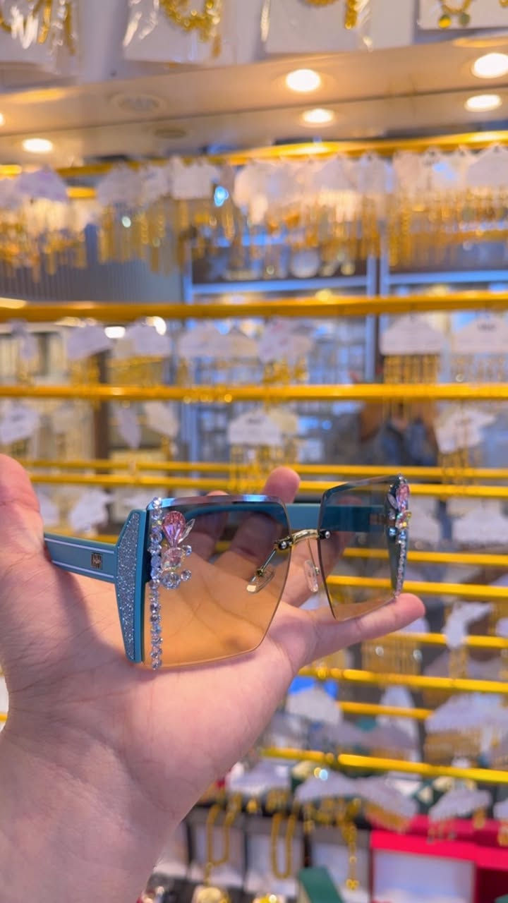 مساء الخير ❤️
وفرنالكم نضارات شمسيه فول كوالتي  سعرررر 5000 الاف بس 

عنوانا بابل المسيب تقاطع مستشفى المسيب مجاور تنزيلات حمزه ❤️


**إذا كنت صاحب هذا الإعلان وتريد حذفه لأي سبب، رجاءا أرسل رسالة إلى الدعم الفني**