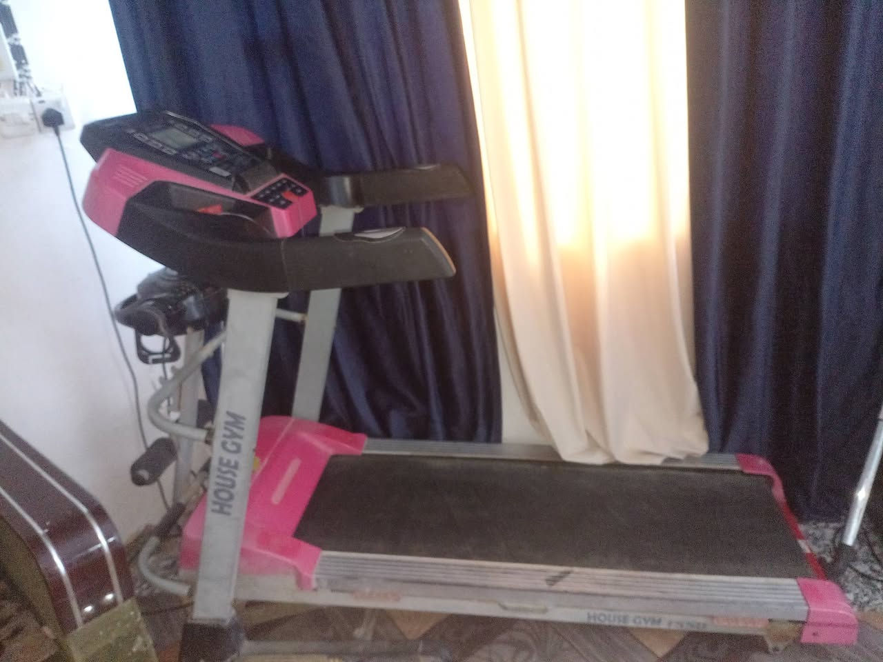 جهاز جري للبيع جبلي يتحمل وزن 180امريكي اصليي السعر 350وبيه مجال بسيط


**إذا كنت صاحب هذا الإعلان وتريد حذفه لأي سبب، رجاءا أرسل رسالة إلى الدعم الفني**