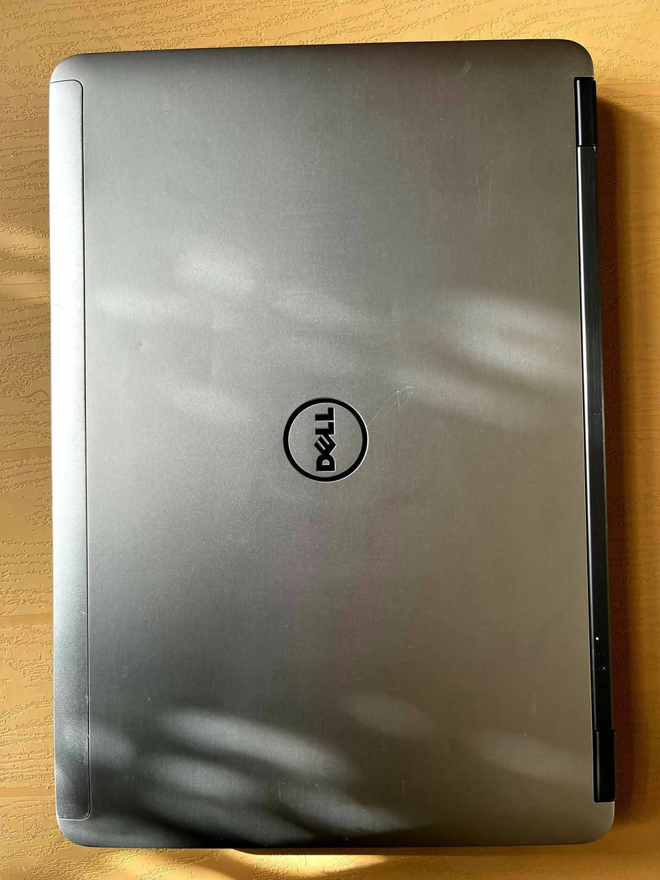 🔴 لابتوب دل dell  اصلي استخدام بيت
المعالج كور اي 5 الجيل الرابع
الهارد   500 GB
الرام 4 منفصل
حجم الشاشة  14 
نظام التشغيل ويندوز 10 pro 
الملحقات شاحنة اصلية
السعر  قيم باليرضي الله


**إذا كنت صاحب هذا الإعلان وتريد حذفه لأي سبب، رجاءا أرسل رسالة إلى الدعم الفني**