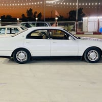 كراون البيع 1992 رقم بغداد انكليزي بسمي السياره مكفوله من عيب شرعي مدا...