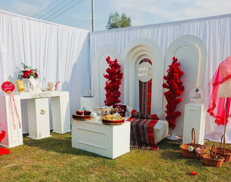 ✨ كوشات أعراس… مع #سنارياااشكال والوان جمال يليق بليلتكم المميزة! ✨
خلي حفلتكم تحچي عن الذوق، الرقي، والتفاصيل اللي تبقى بالذاكرة…
نقدملكم أحدث تصاميم الكوشات بأشكال وألوان فاخرة تناسب كل الذوقات وتضيف للحفل لمسة فخامة ما تننسى.
للحجز والاستفسار ***********يوجد واتساب                                    الاتصال ***********
