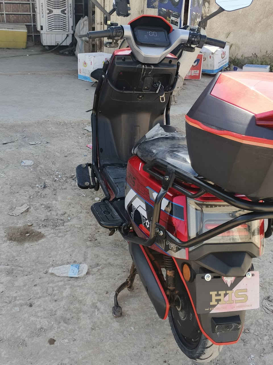 سلام عليكم دراجه البيع سكنس موديل 2025 6 بطاريات سرعتها 99 دراجه نضيفه ملف 2500 العنوان بغداد ابو غريب  *********** سعرها 600 وبيها مجال قليل
