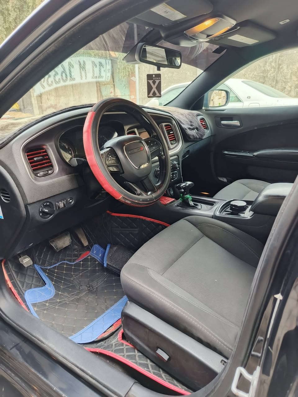 السلام عليكم للبيع 
دوج جارجر
موديل ٢٠١٧
بلاك توب
شاشه جبيره
كشنات كهرباء
كشنات مخمل
(الاضافات) 
ويل ويلد ١٨ 
ستدات طلقه
دوسات  SRT
لحيه اماميه ٥قطع انطيها ويها
زعانف خليفة 
بك لايت سموك
ملحق سبايدر
كت كامل  SRT
منضومه زنون كامله
شفقه خلفيه
وعليها ادامه كامله عله 
المحرك ودهن الكثير ودهن الاكسل 
(الحادث) 
صبغ في خشم الجاملغ لا مامي الايسر بارد في جاملغ الخلفي والباب 
علمان ان السياره ماشيه ١٠٠ ميل وما مشتغله خط 
السعر ١٨٥  
الرقم الاستفسار ***********
مكان السياره بغداد الحسينيه الراشديه
