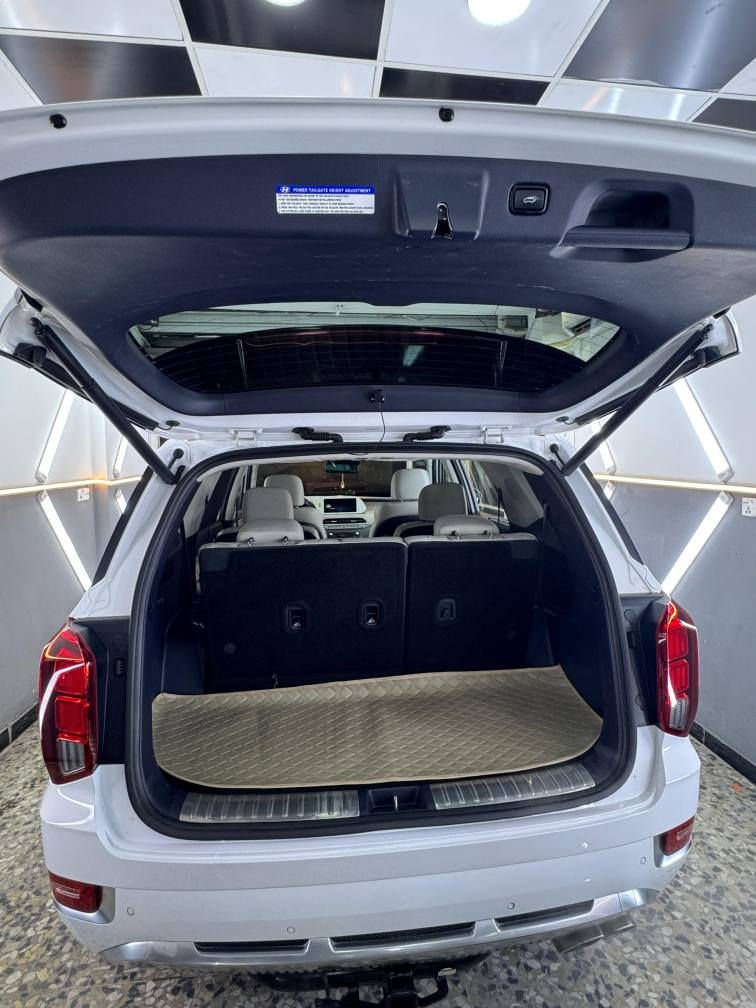 هونداي بالاسايد كاليكرافي وارد امريكي 2022 
حادثها كلش بسيط موضح بالصور ايرباكات كلها وكالة سليمة و جسم السيارة بدون اي ضرر ليبل واحد
اللون ابيض
بانوراما
محرك 3800
كير دكمة
هاندبريك دكمة
تبريد شاشة  3 قطع
ويل كب اصلي
تحديد مسار
مراية رئيسية اوتو دم
داتا شو
7مقاعد رئاسي منفصل 
المقاعد الامامية كهرباء 
كرسي السائق خزن وضعية
اربع مقاعد تدفئة تبريد
تدفئة بالستيرن
دواسات اصلية
شاشة اصلية معربة و تحتوي على ويز ( وهذا موجود في قليل من السيارات الوارد)
الداخل ابيض
دفع رباعي
عداد كيلو متر 131000كم
بصمة تشغيل
تشغيل عن بعد
حساس امامي خلفي
كامرات 360 درجة
جام اوتو
صندوق كهرباء
اضاءة محيطية
تحكم بالمري
مري شفط + رادار جانبي 
رادار امامي 
رادار خلفي (خاصية الوقوف الذاتي عند وجود خطر في الخلف)
لد نهاري
بردات خلفية
اوتو هولد
5 مودات قيادة
مثبت سرعة 
تحكمات استيرن
شفتات
كيجات دجيتال+ كاميرا الاشارة في الكيجات
نظام اطفاء المحرك عند الوقوف لفترة بسيطة
طي و فتح الكراسي الصف الثاني و الثالث كهرباء
السعر المطلوب 3 شدات و 25 ورقة
للمعلومات الاتصال بالرقم
*********** المحاويل, بابل
