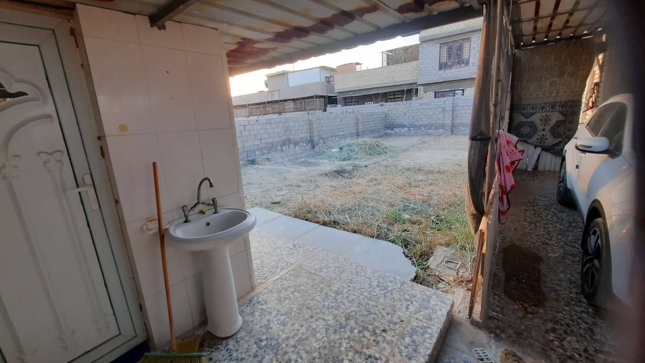 بيت للبيع عقد زراعي ١١٧ مساحة ٤٤٠متر واجهة ٢١
نزال٢١ الإصلاح شارع الجزيره خلف مثلجات كريم 
سفيح الاستفسار الاتصال ***********
